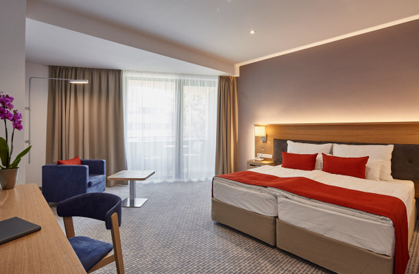 Thermal Hotel Balance  Lenti