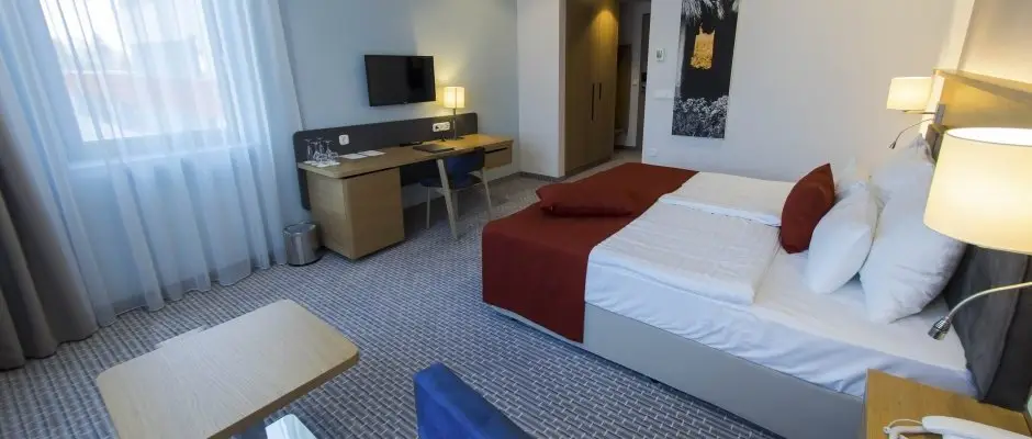 Thermal Hotel Balance Lenti