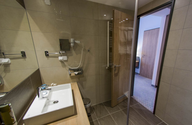 Thermal Hotel Balance  Lenti