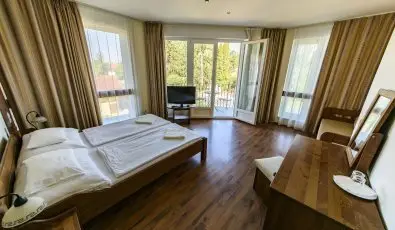 Viktor Wine- and Guesthouse Balatonmariafurdo